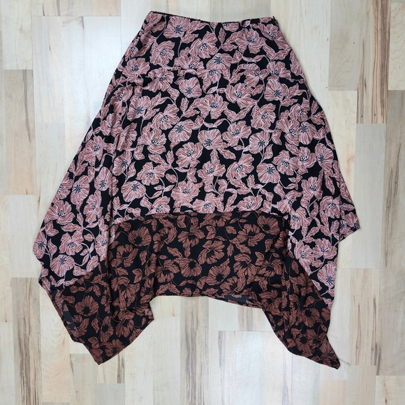 Sienna‎ Sky Floral Print Handkerchief Hem Skirt Flowy Black Pink S - Picture 1 of 3